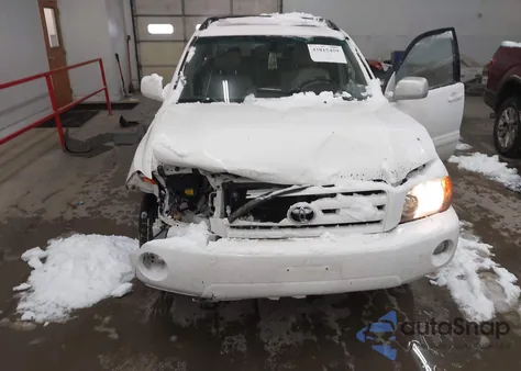 2005 Toyota Highlander Limited V6 from USA, damaged, VIN JTEEP21A250083891